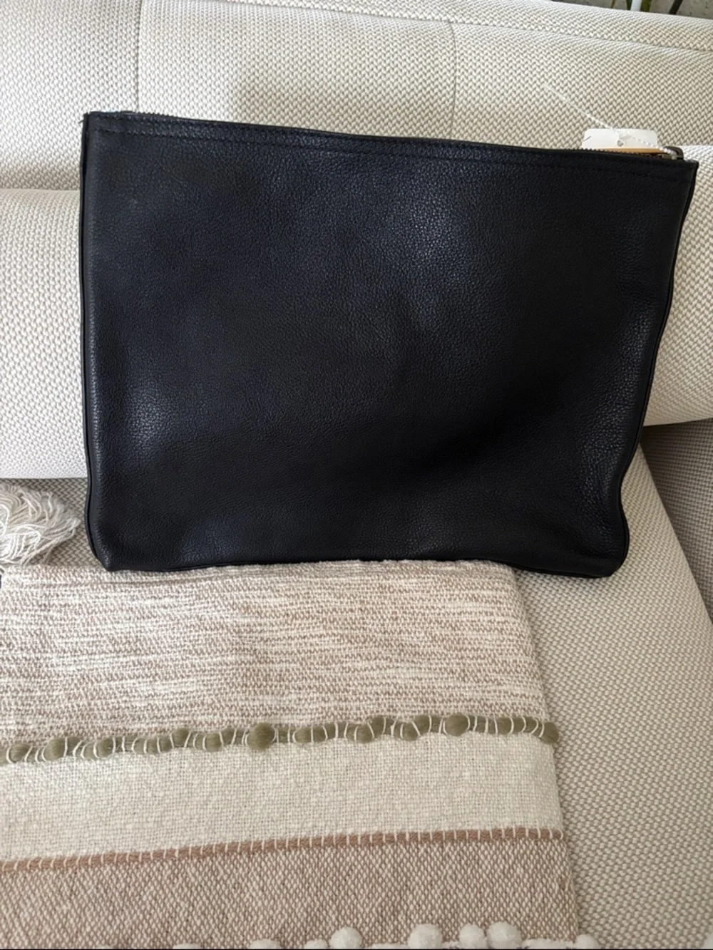 Gucci Black Leather Logo Classic Clutch with Green-Red Stripe - Picture 2 of 10